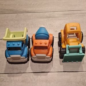 💘Vibrant Toy Truck Trio Set